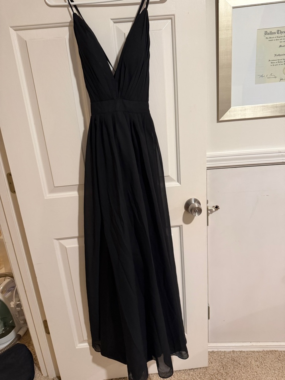 Elegant Black deep V-Neck Spaghetti-Strap Maxi Dress